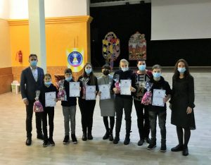 Tarptautinis taikos plakatų konkursas „Visi mes esame kartu“ Tarptautinis taikos plakatų konkursas „Visi mes esame kartu“