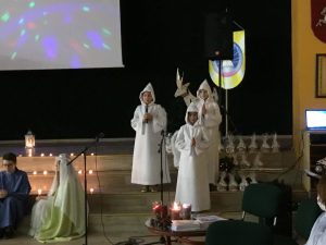Tauragės „Aušros“ progimnazijos projektas–popietė  „Šv. Kalėdų belaukiant“