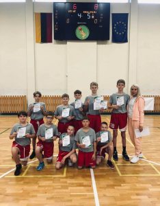 Tauragės ,,Aušros” progimnazijos moksleiviai tapo Lietuvos mokyklų žaidynių kvadrato zoninių varžybų nugalėtojai!